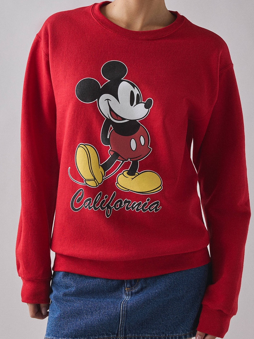 Vintage Inspired Mickey Mouse California Graphic Crew Neck Sweatshirt in Red